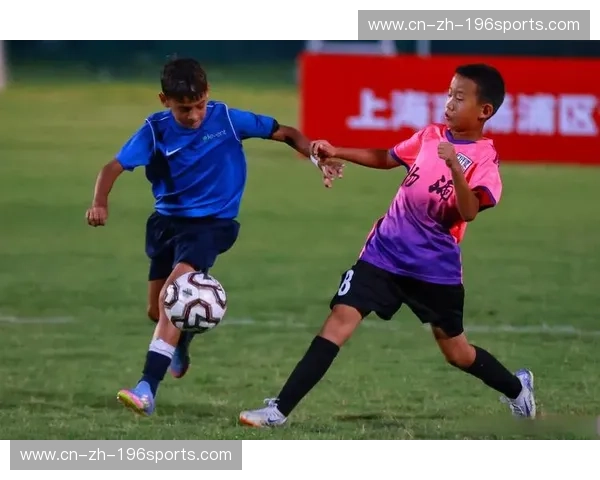 申城绿茵风云:上海绿地与哈尔滨的绿茵对决,谁将书写传奇?